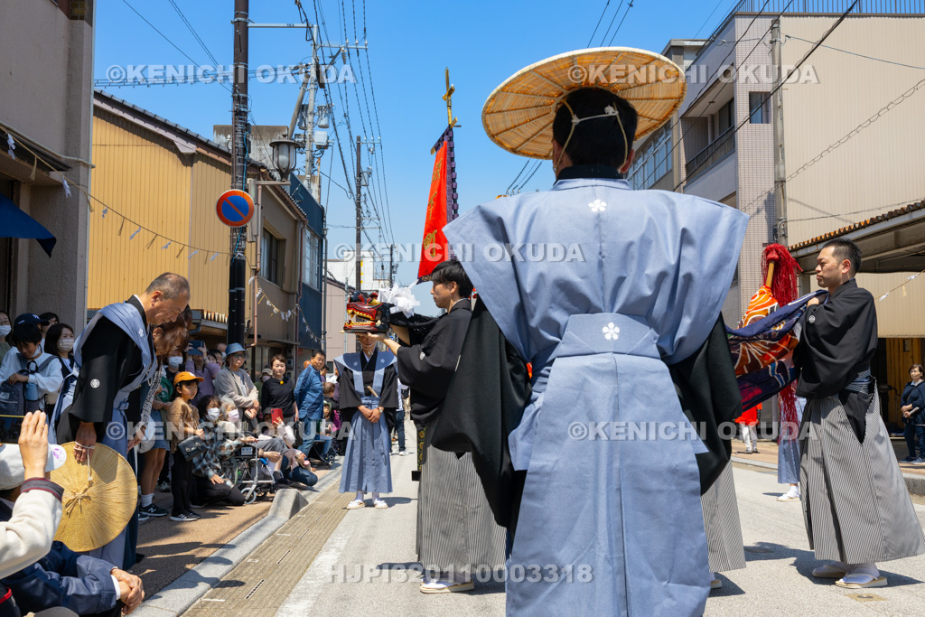 富山県 高岡御車山祭 源太夫獅子(坂下町)