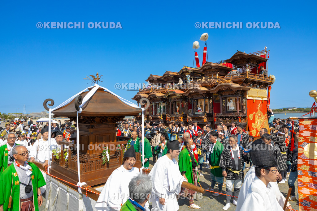 愛知県 亀崎潮干祭(初の日) 神輿と山車
