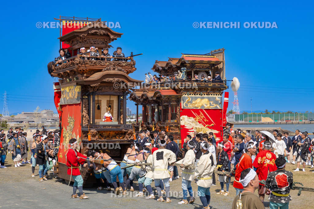 愛知県 亀崎潮干祭(初の日) 祭り広場曳き出し(神楽車)