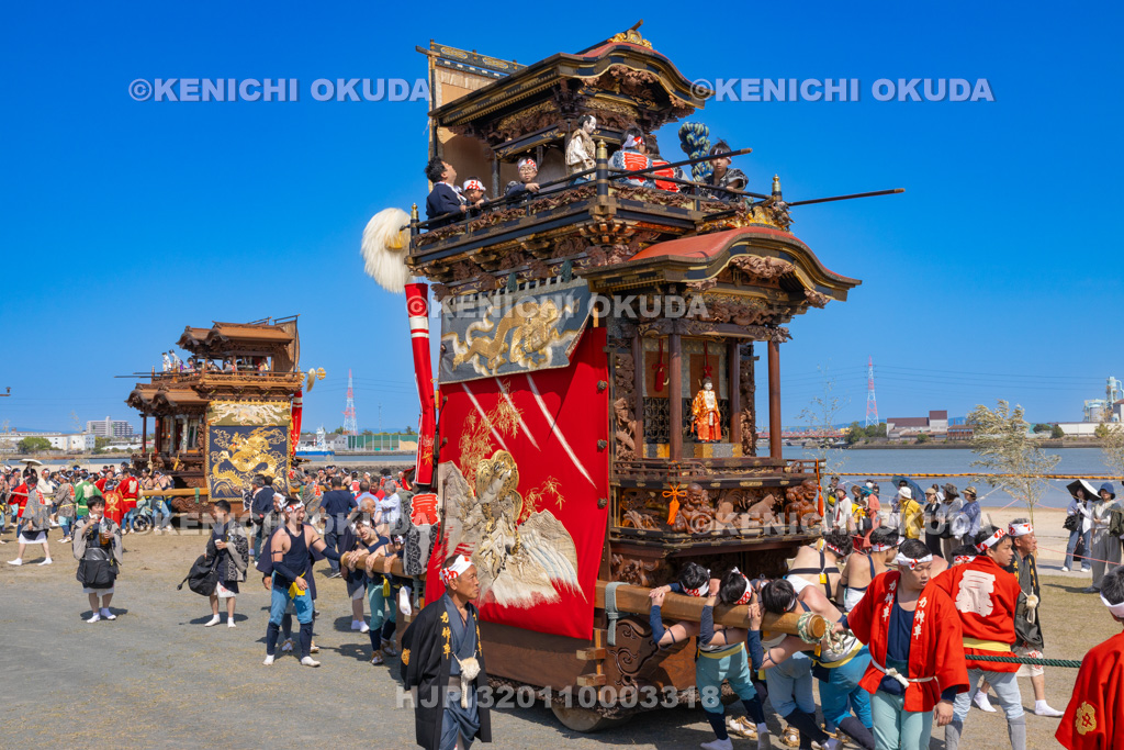 愛知県 亀崎潮干祭(初の日) 祭り広場曳き出し(力神車)
