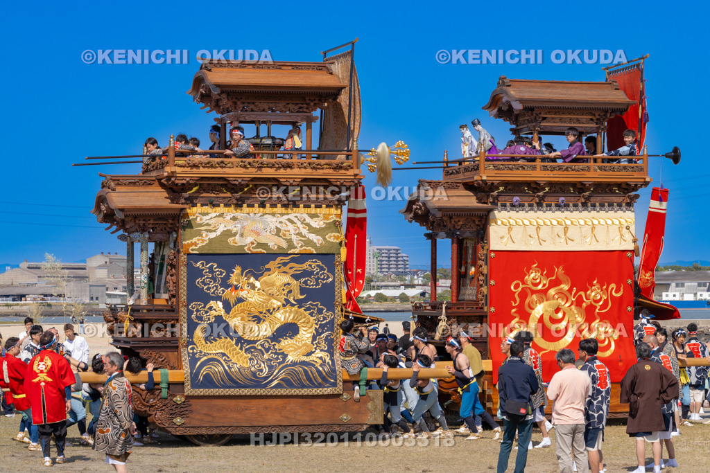 愛知県 亀崎潮干祭(初の日) 祭り広場曳き出し(青龍車)