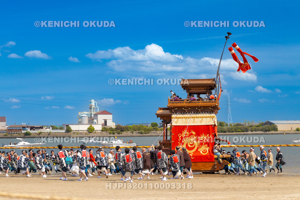 愛知県 亀崎潮干祭(後の日) 海浜曳き下ろし(宮本車)