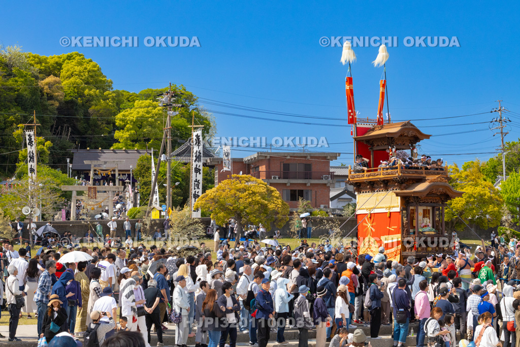 愛知県 亀崎潮干祭(後の日) 海浜曳き下ろし(花王車)
