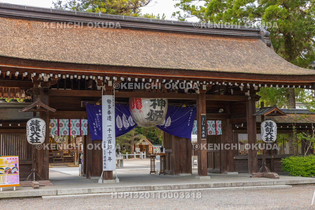 滋賀県　建部大社　神門