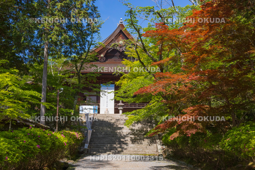 滋賀県　園城寺（三井寺）　金堂