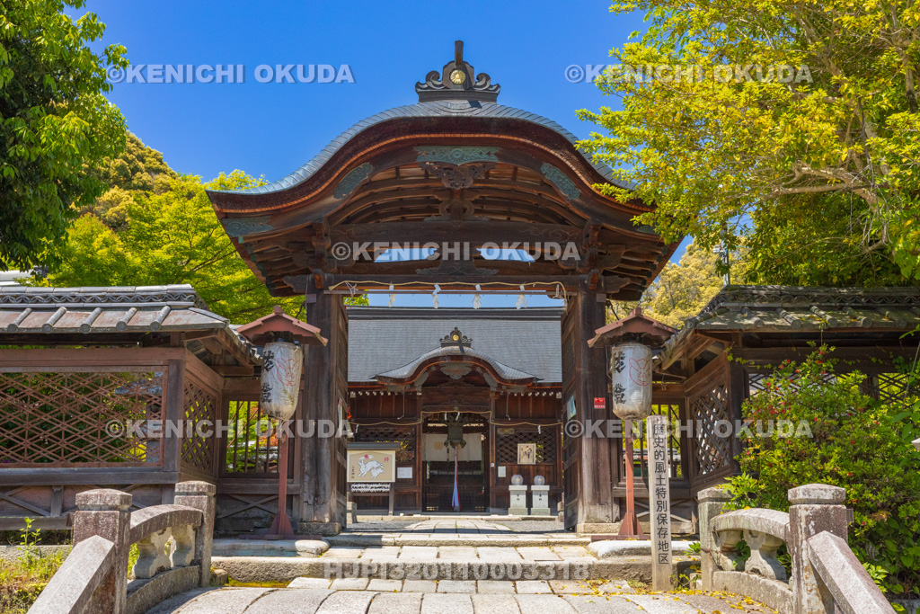 滋賀県　三尾神社　神門