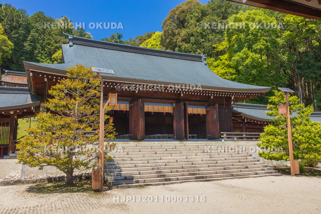 滋賀県　近江神宮　内拝殿