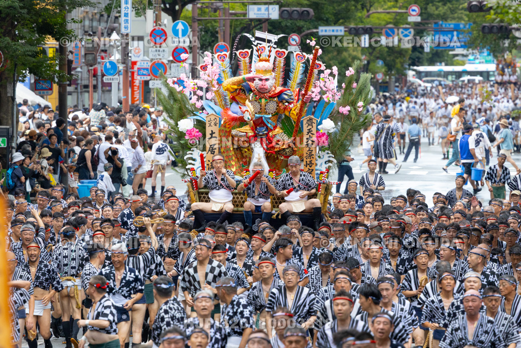福岡県 博多祇園山笠 集団山笠見せ