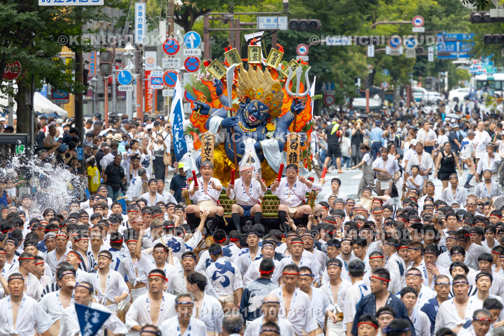 福岡県 博多祇園山笠 集団山笠見せ