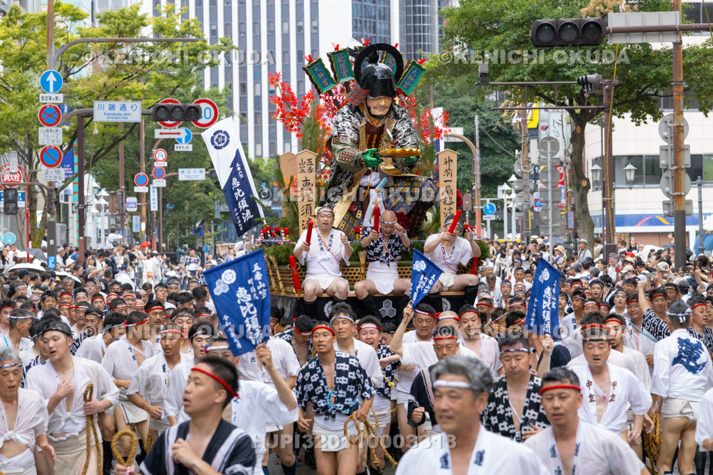 福岡県 博多祇園山笠 集団山笠見せ