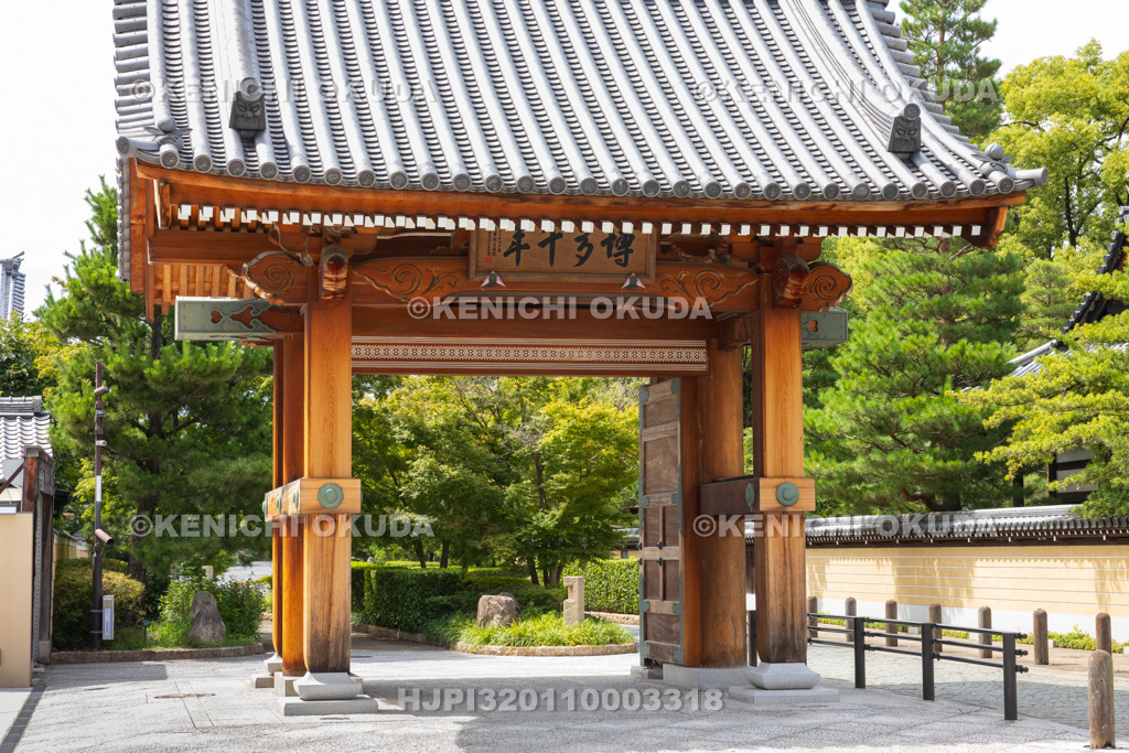 福岡県　博多千年門