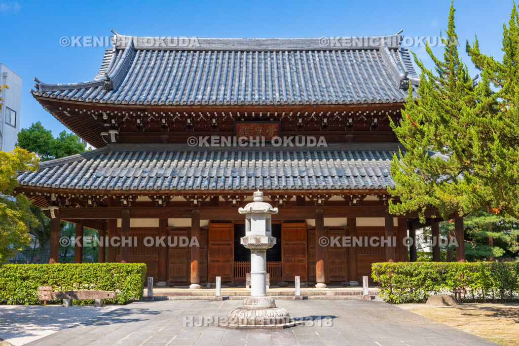 福岡県　承天寺　覚皇殿