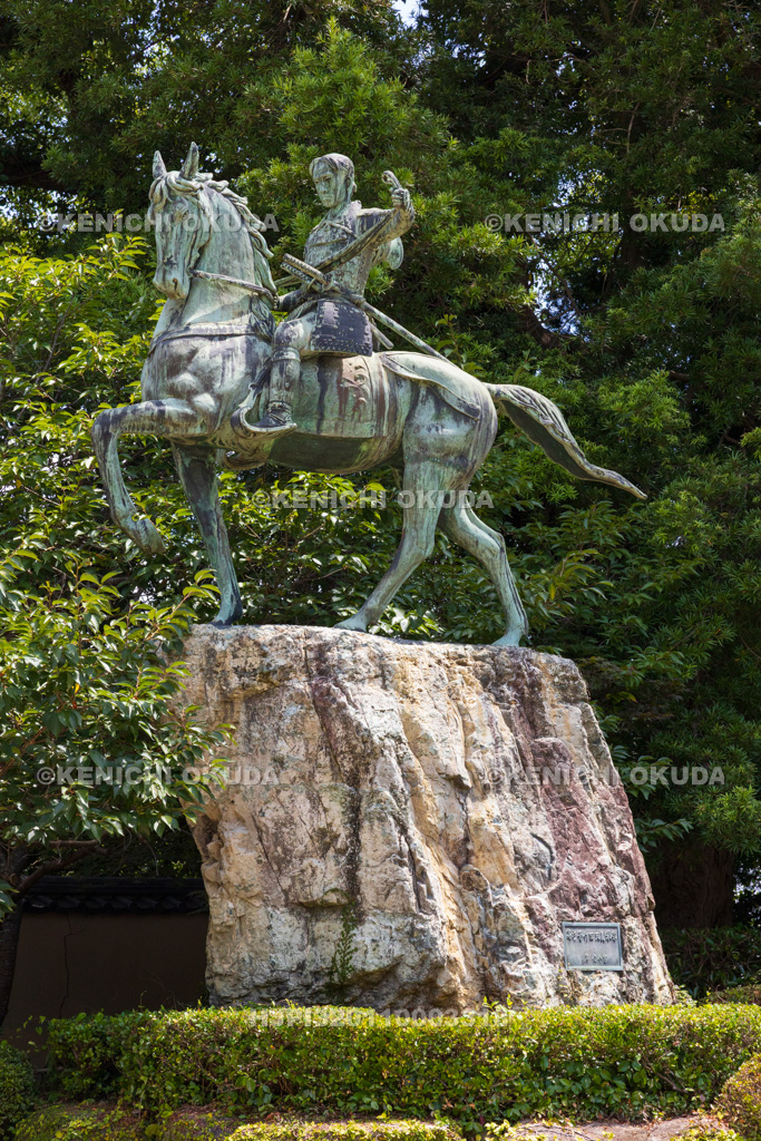 山口県　功山寺　高杉晋作挙兵騎馬像