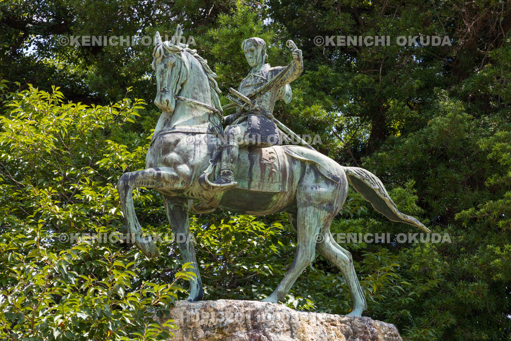 山口県　功山寺　高杉晋作挙兵騎馬像