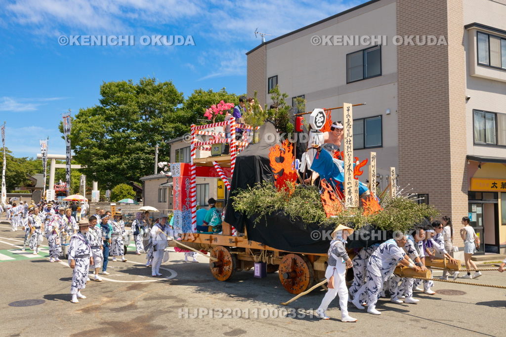 秋田県 土崎神明社祭 曳山行事(宵宮)