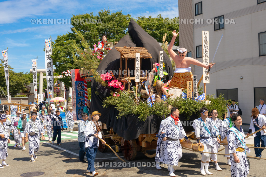 秋田県 土崎神明社祭 曳山行事(宵宮)