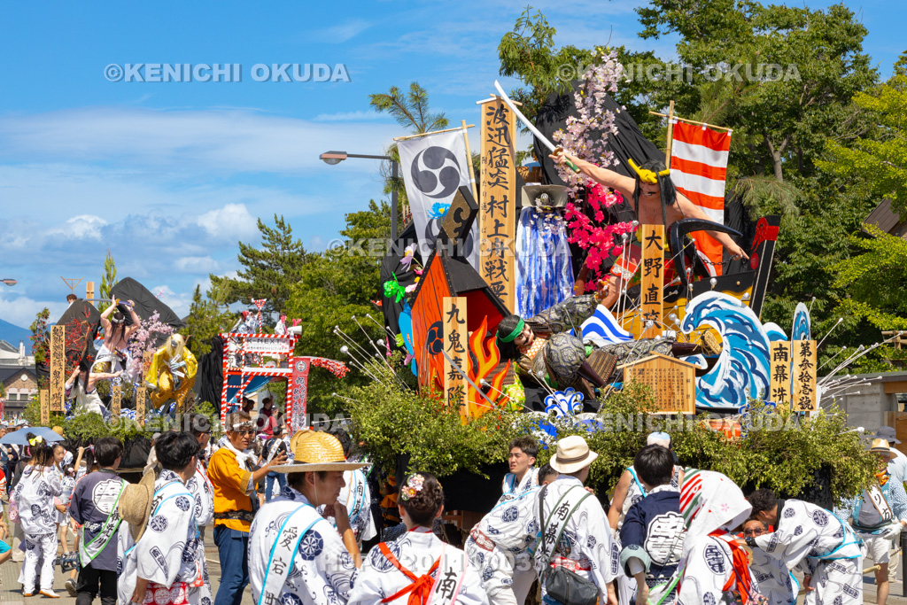 秋田県 土崎神明社祭 曳山行事(宵宮)