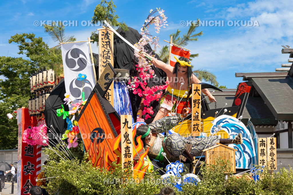 秋田県 土崎神明社祭 曳山行事(宵宮)