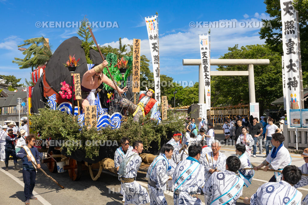 秋田県 土崎神明社祭 曳山行事(宵宮)