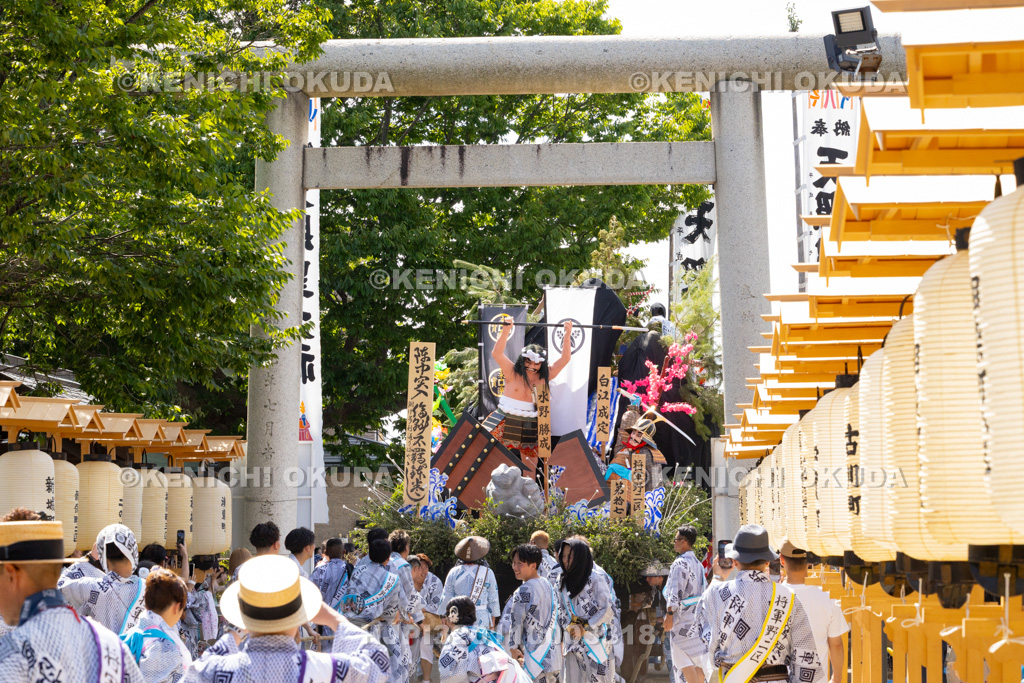 秋田県 土崎神明社祭 曳山行事(宵宮) 郷社参り