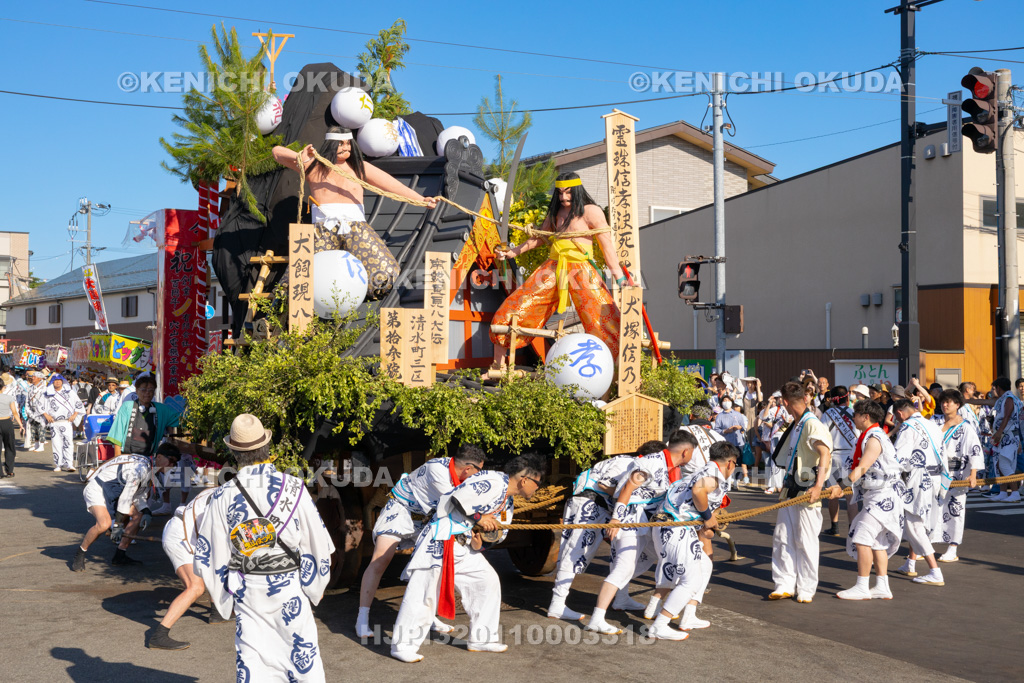 秋田県 土崎神明社祭 曳山行事(宵宮)