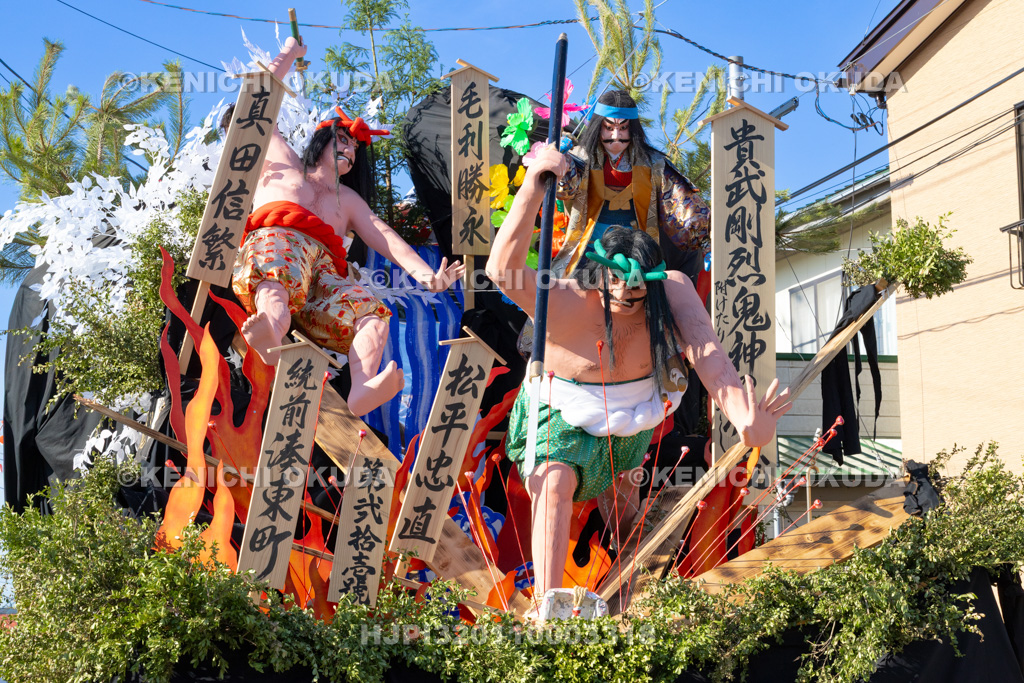 秋田県 土崎神明社祭 曳山行事(宵宮)
