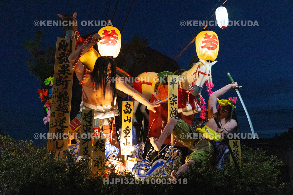 秋田県　土崎神明社祭　曳山行事（本祭）　戻り曳山