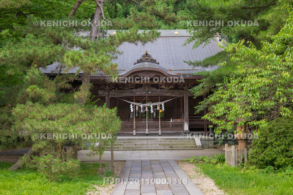 秋田県 千秋公園(久保田城跡) 彌高神社 拝殿