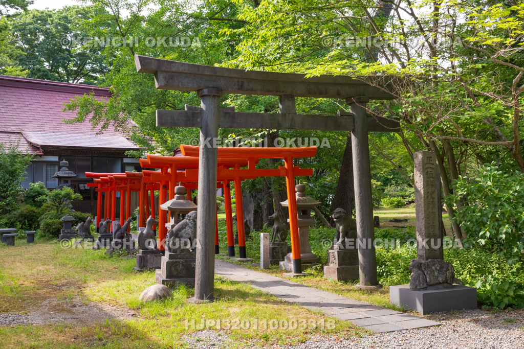 秋田県　千秋公園（久保田城跡）　与次郎稲荷神社