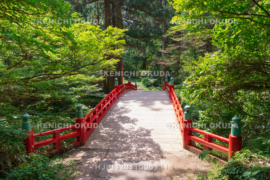 山形県　出羽三山神社（羽黒山）　神橋