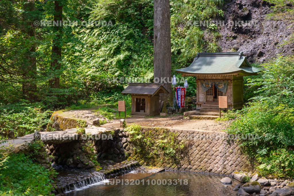 山形県 出羽三山神社(羽黒山) 祓川神社付近