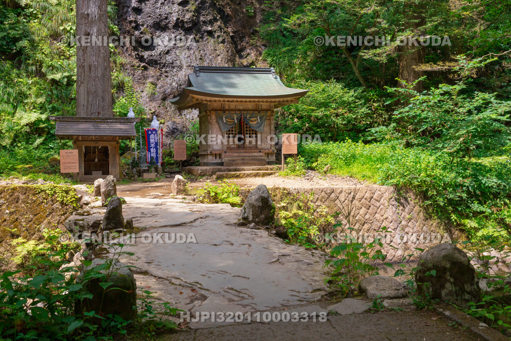 山形県 出羽三山神社(羽黒山) 祓川神社付近