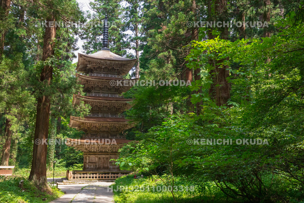 山形県　出羽三山神社（羽黒山）　五重塔