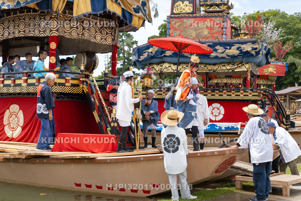 愛知県 尾張津島天王祭(朝祭) 稚児の上陸