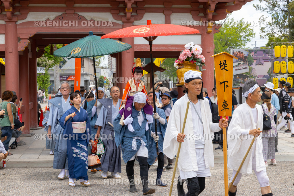 愛知県 尾張津島天王祭(朝祭) 神輿還御 稚児以下供回り帰着