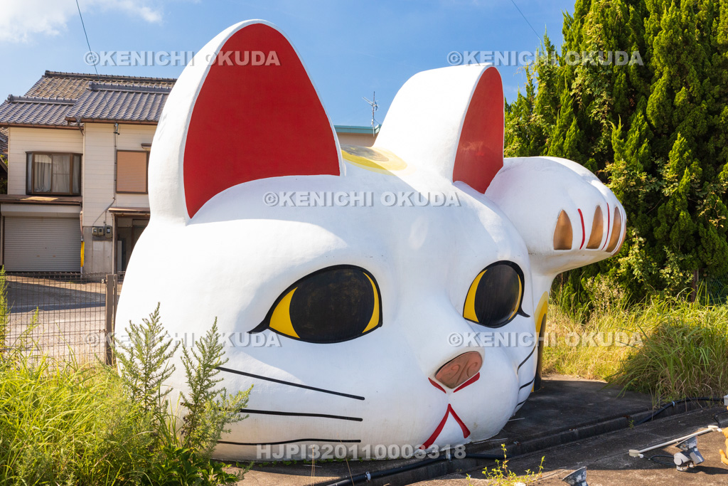 愛知県 やきもの散歩道 見守り猫とこにゃん