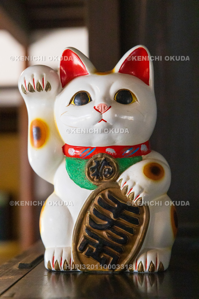 愛知県 廻船問屋瀧田家 常滑焼の招き猫
