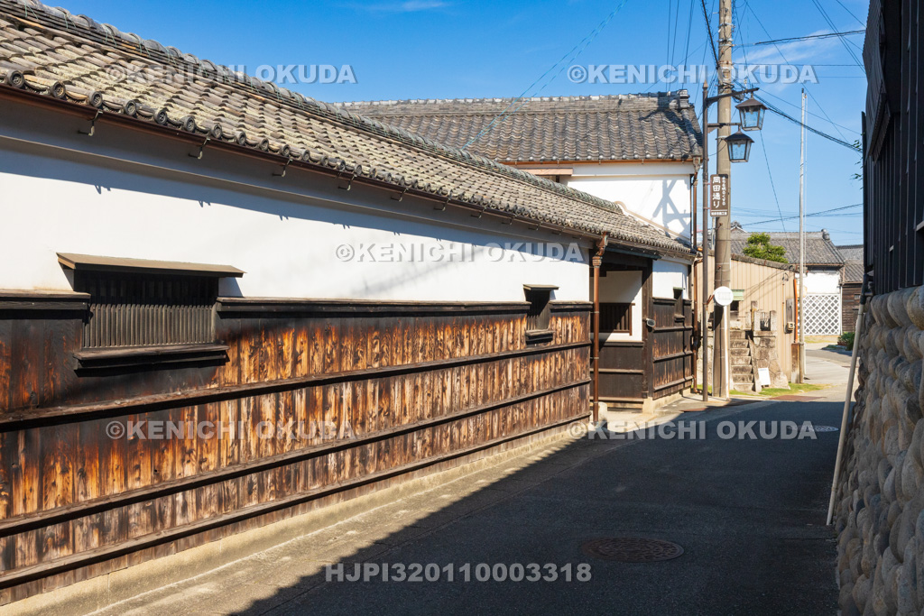 愛知県 岡田の古い街並み 竹之内資郎邸 長屋門