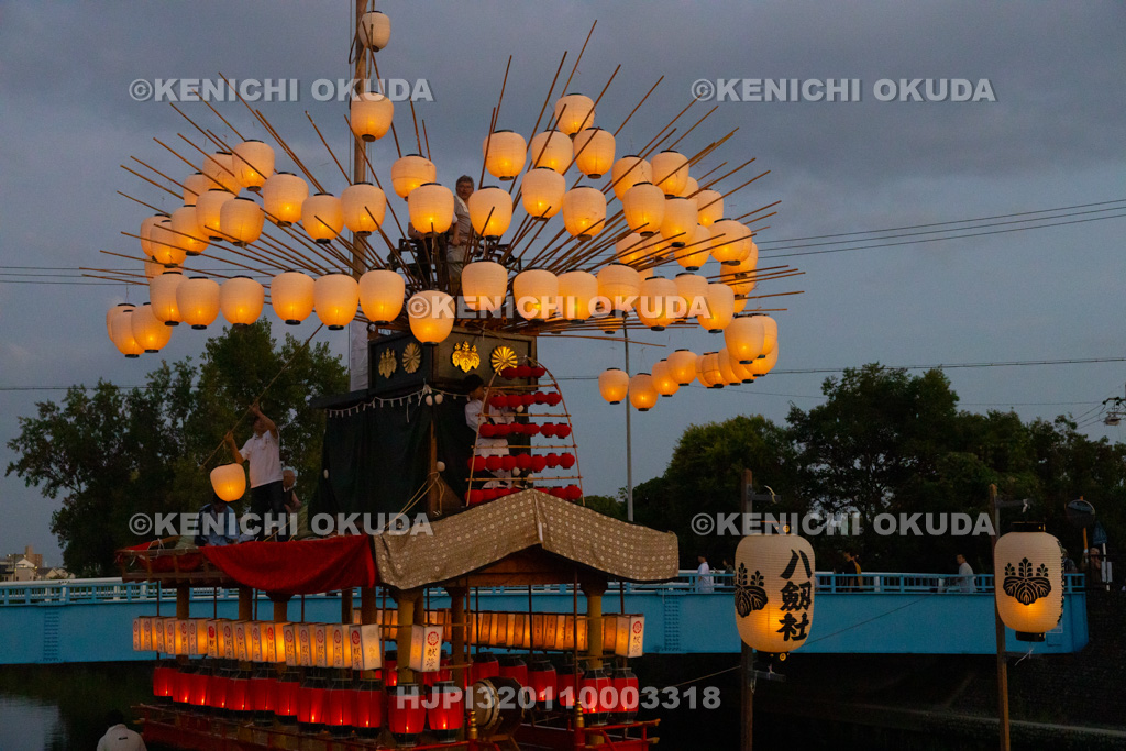 愛知県 須成祭 宵祭 巻藁船 提灯の準備