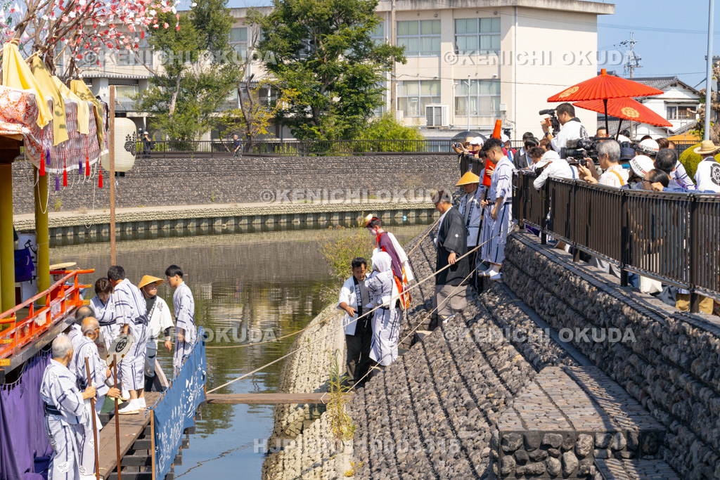 愛知県 須成祭 朝祭 役者乗船