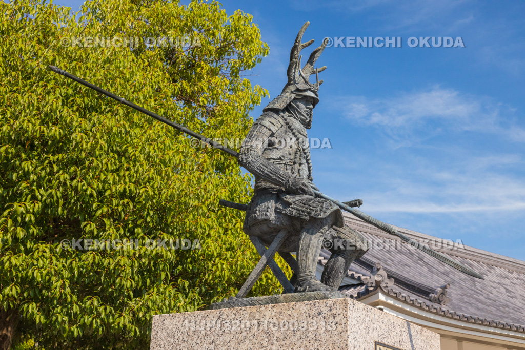 愛知県　岡崎城　本多平八郎忠勝公像