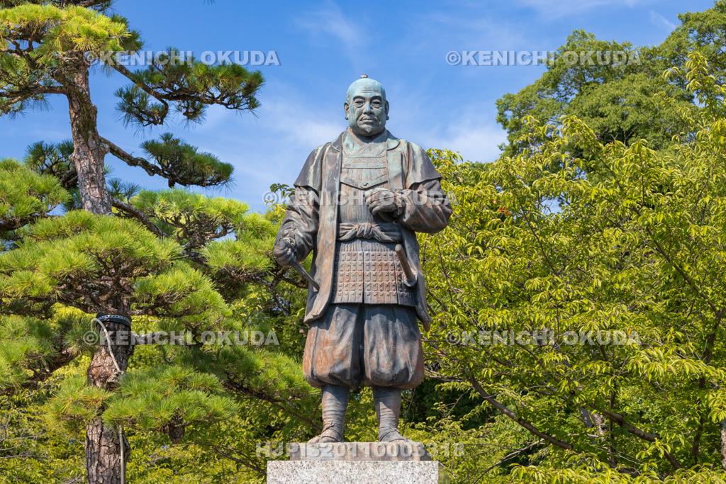愛知県　岡崎城　徳川家康公像