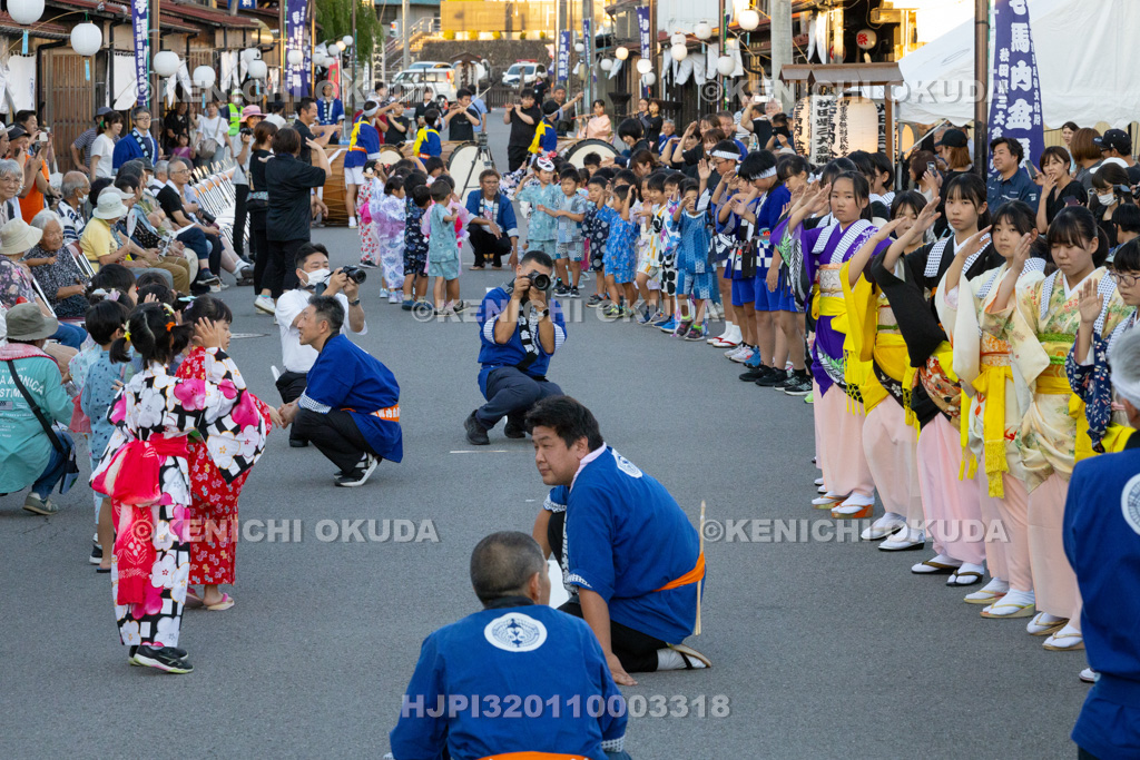 秋田県 毛馬内盆踊り わらしっこ・めらしっこ盆踊り