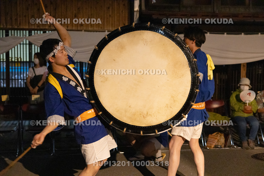 秋田県 毛馬内盆踊り 呼び太鼓(大太鼓)
