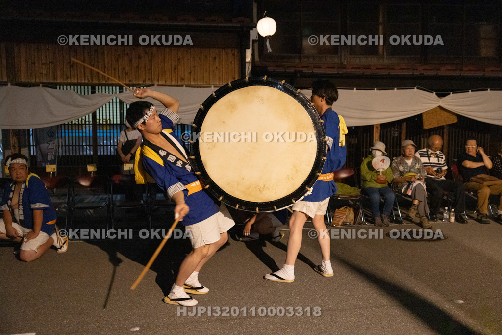 秋田県 毛馬内盆踊り 呼び太鼓(大太鼓)