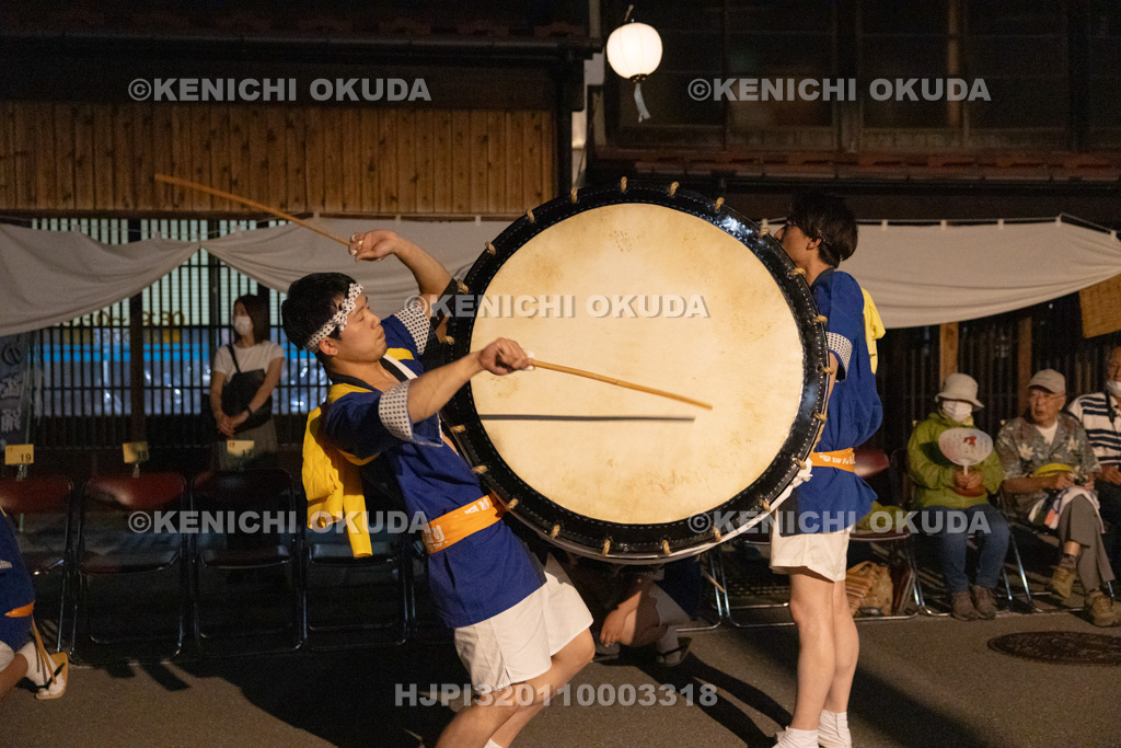 秋田県 毛馬内盆踊り 呼び太鼓(大太鼓)