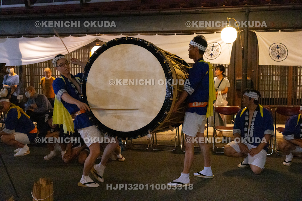 秋田県 毛馬内盆踊り 呼び太鼓(大太鼓)