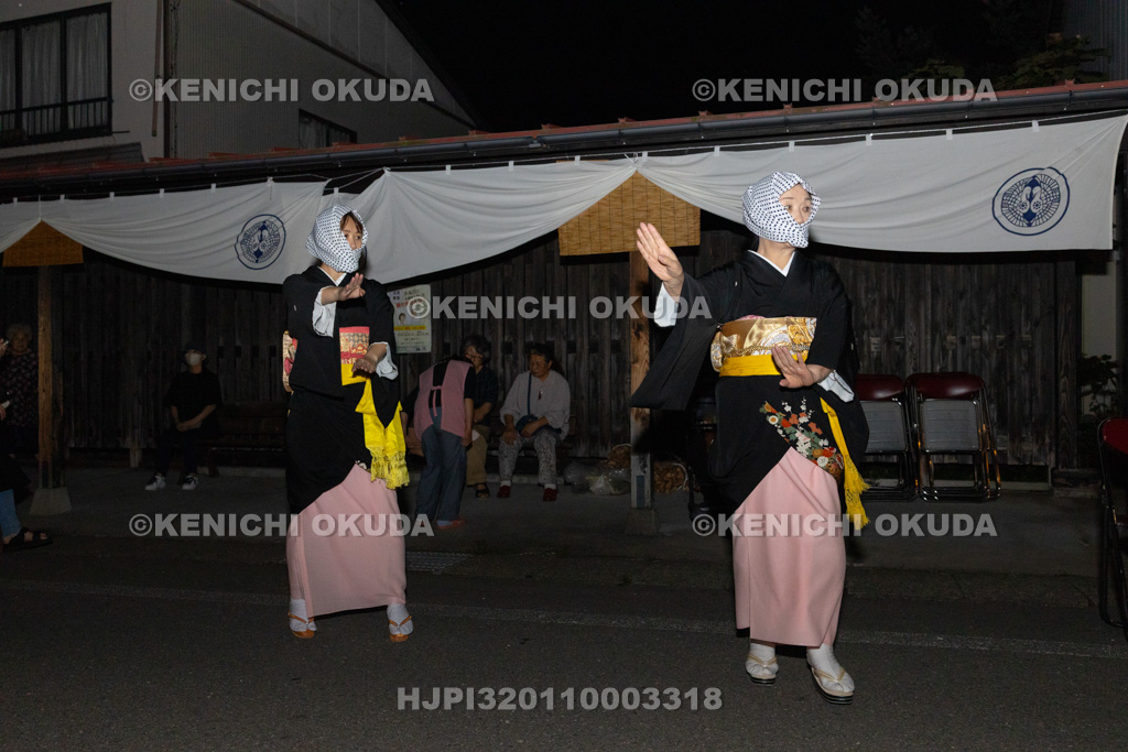 秋田県 毛馬内盆踊り 大の坂踊り