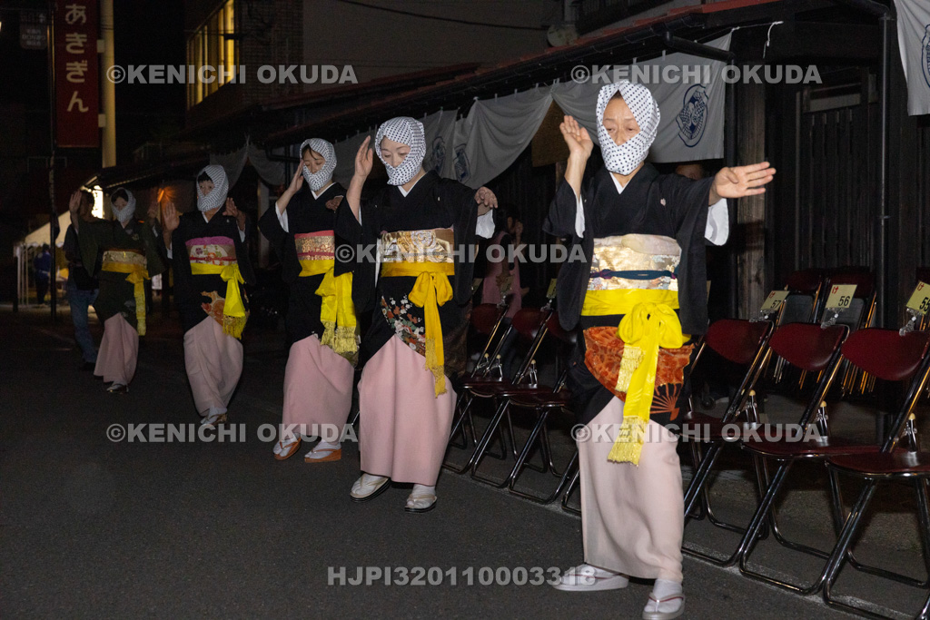 秋田県 毛馬内盆踊り 大の坂踊り