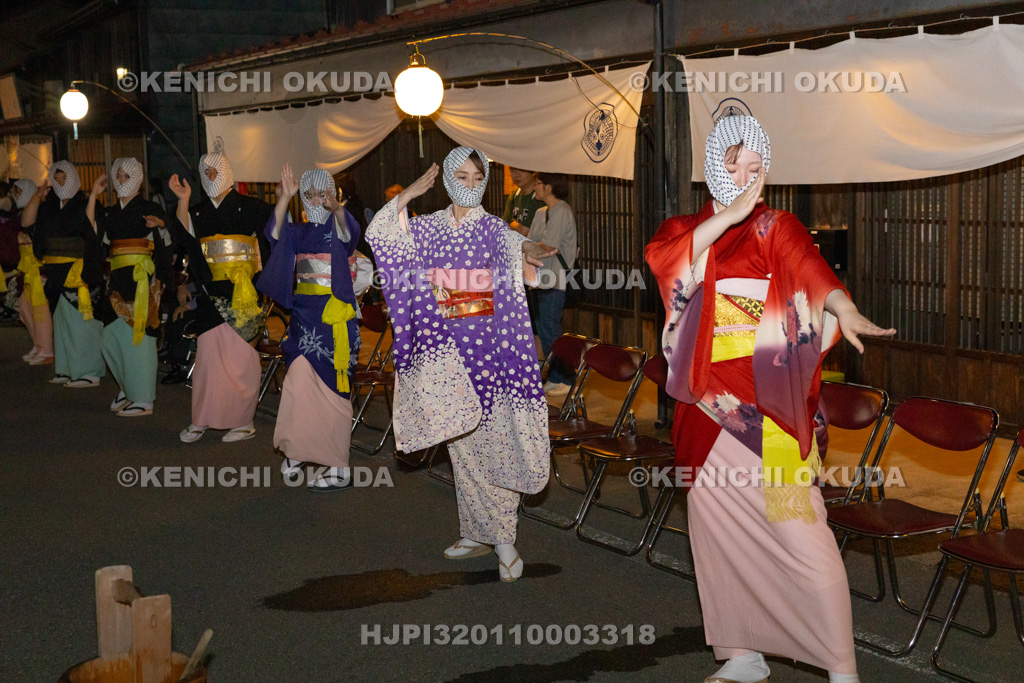 秋田県 毛馬内盆踊り 大の坂踊り